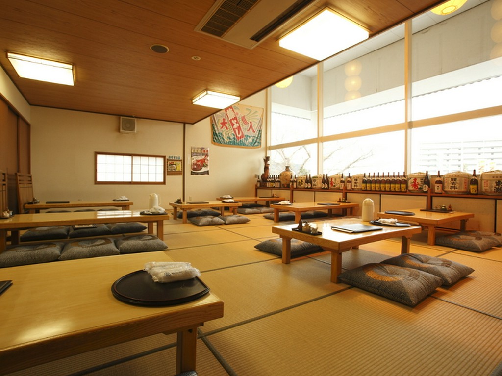 大広間のお座敷席は最大124名様までOK 団体のお客様も大歓迎です