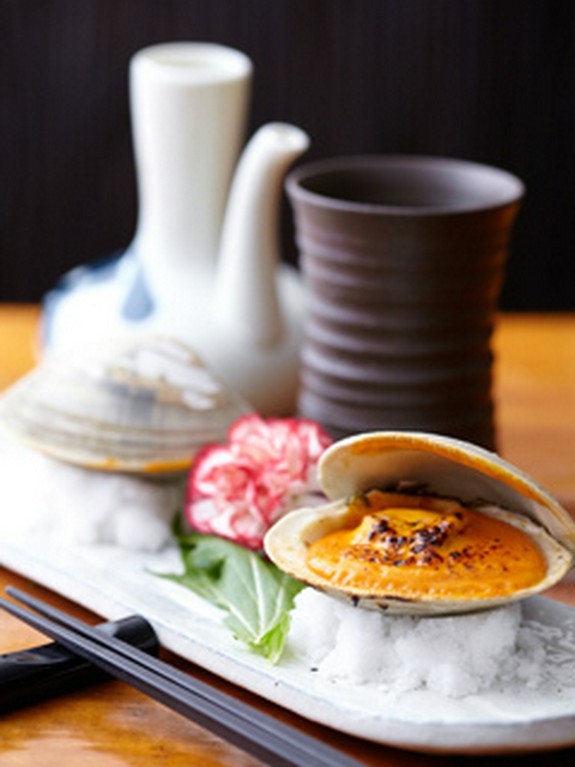 自家製ウニソース！　焼きハマグリのウニソース焼き