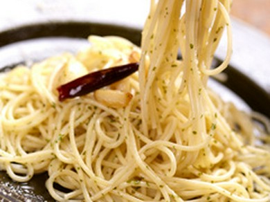 『ペペロンチーノ』620円！　パスタは8種類620円〜750円！