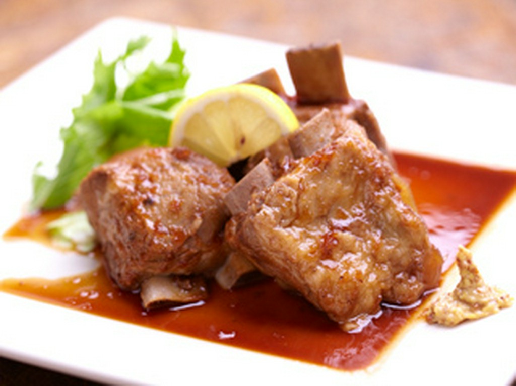 『スペアリブのバーベキューソース』750円