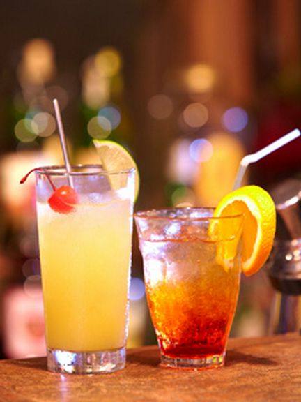 カクテル30種以上! ワイン・泡盛など豊富なアルコールドリンク