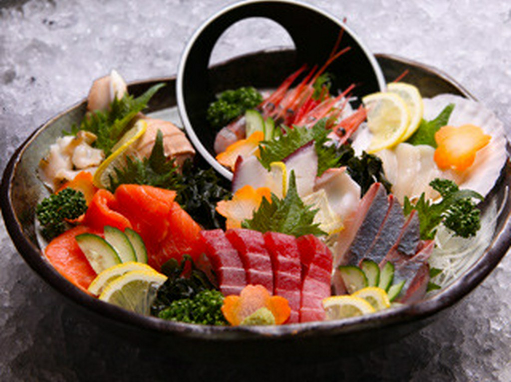 港町ならではのこの鮮度!新鮮な石巻の刺身を是非味わって下さい