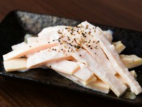 コリコリとした食感で、クセがなく脂系のホルモンが苦手な方にお勧め！