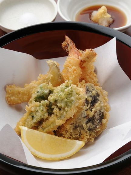 揚げ物より“海老天ぷら”　700円