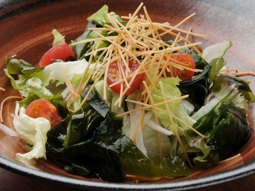 “若布サラダ”　500円