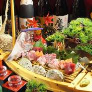 歓送迎会や新入社員の同期飲み、大学生の新歓飲み会など飲み放題付きでご予算4,500円から承ります！
鏡割りや寿司花束、寿司ケーキなど記憶に残るサプライズや当店自慢の映える"痛風鍋"など思い出作りにも最適です！