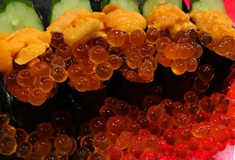 店長涙のこぼれ雲丹いくら軍艦1貫(4貫～)