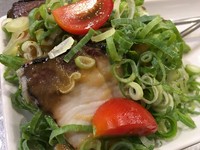 角切り鰤炙り　おろしポン酢（1本）　450円
角切り鰤炙り　自家製味噌（1本）　450円
角切り鰤炙り　銀餡掛け（1本）　450円
角切り鰤炙り　一味胡麻だれ（1本）　450円
