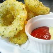 - Fritto di cipolle nuove alle erbe -