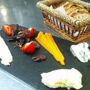 貴族の愛したチーズ盛り合わせ