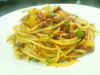 - Fetuccine alla bolognese -