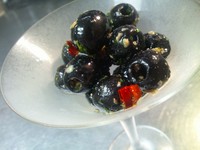 - Olive nere condite piccanti al'aglio -