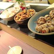 奈良漬けチーズ・・・・・・・・・・・・・・・&yen;390
広島産 カキフライ・・・・・・・・ 5個 &yen;600
北海の海鮮釜飯 ※お時間30～40分ほど頂戴いたします・・&yen;980
トラフグ唐揚げ・・・・・・・・&yen;780
トラフグてっちり鍋・・・・・・・小鍋 &yen;1600
大和食材の明日香鍋・・・・・・・小鍋 &yen;1600
国産和牛のモツ鍋・・・・・・・・小鍋 &yen;1300
貝づくしの貝賊鍋・・・・・・・・小鍋 &yen;1300
寒ブリの雲丹しゃぶ鍋・・・・・・小鍋 &yen;1300