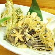 季節の天婦羅は「おすすめ」に表示してあります。