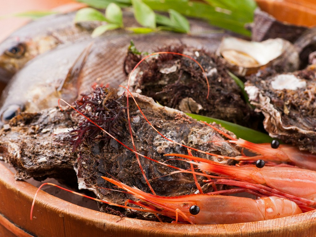 毎朝、料理長自らが地元の市場で食材を厳選