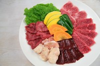 カルビ・和牛ロース・味噌タン・ホルモン・和牛レバ