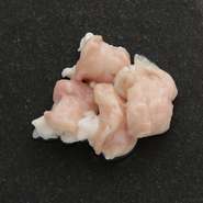 濃厚な味の牛シロ。秘伝の自家製ピリ辛だれでどうぞ！