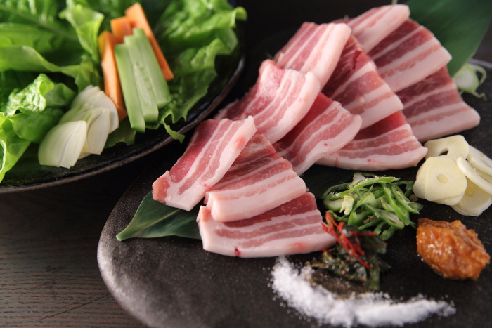 Hidangan masakan Masakan Korea seharga 4.000 yen.