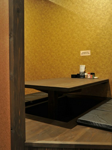 全個室空間の掘りごたつ席でごゆっくりとお寛ぎ下さい