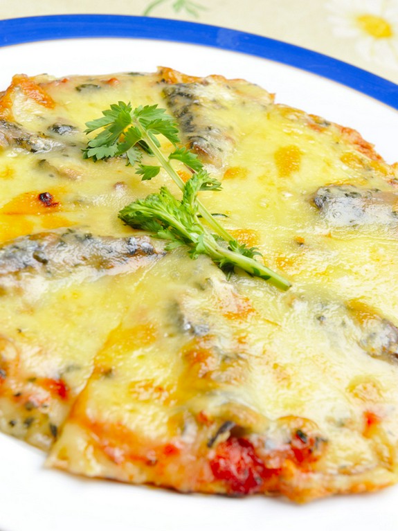 漁師風鰯のピザ　　1080円