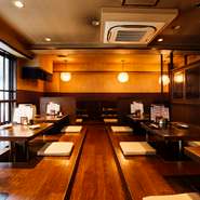 掘り炬燵席で、ゆっくり女子会はいかがでしょうか？オススメはお料理（７品）＋１２０分飲み放題が付いた4000円コース。お子様コース（1500円～）もあるので、ママたちの集まりにも。