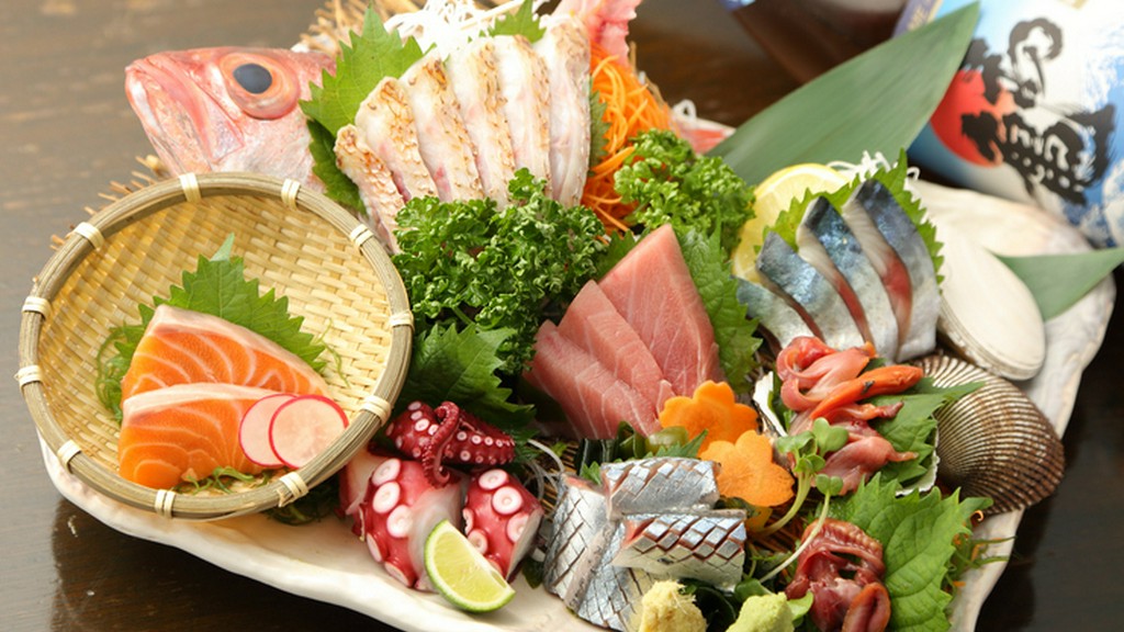 毎日市場へ出向いて仕入れる鮮魚の『刺身』がおすすめです！