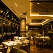 ゴージャスな雰囲気で、デートにもオススメです。