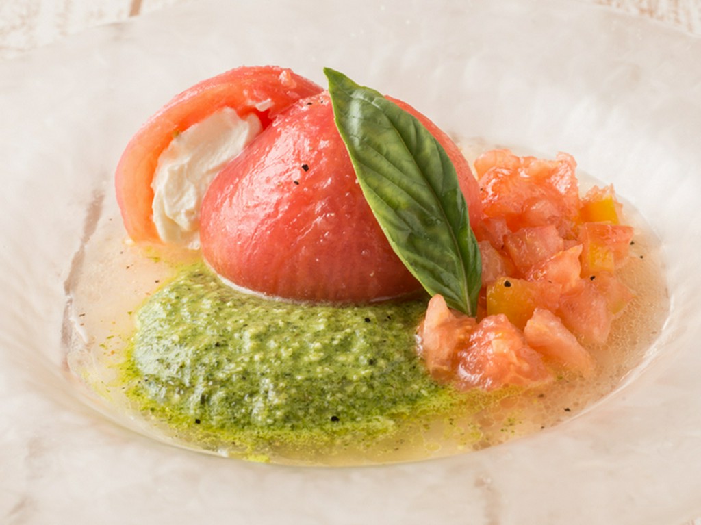 フレッシュトマトのクリーミーチーズサラダ