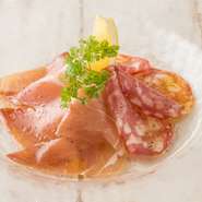 本場イタリアの味！
アルコールのお供にいかがでしょうか？