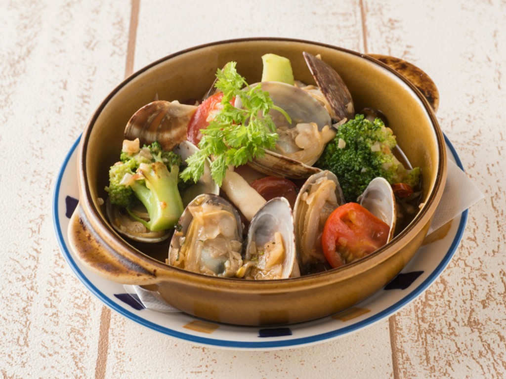 あさりときのこのガーリック炒め