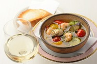 お休み中です。