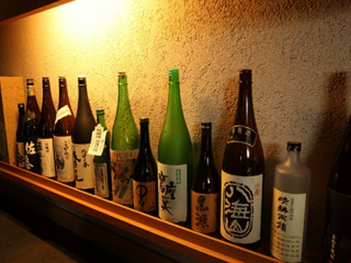 お酒も豊富に取り揃えております。