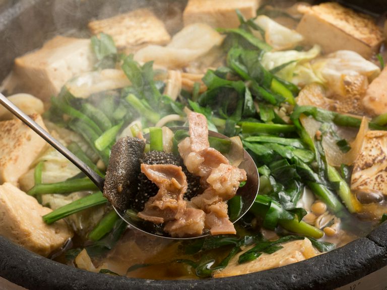 上質なモツをお店オリジナルの『すきやき風』で堪能