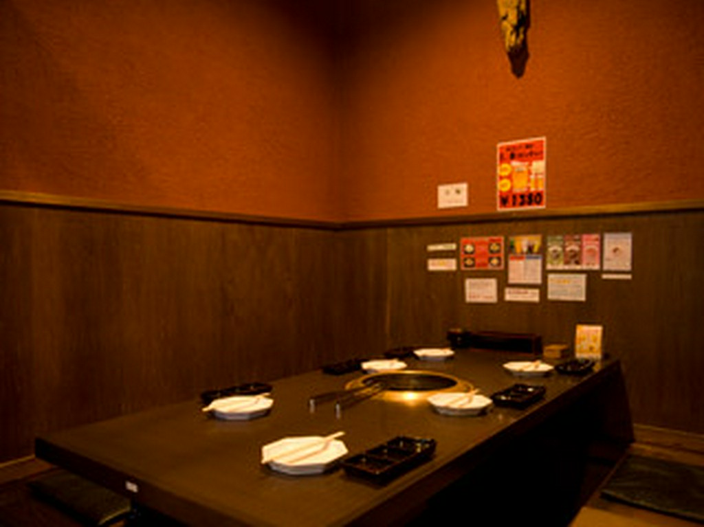 人数に合わせた個室もご用意。