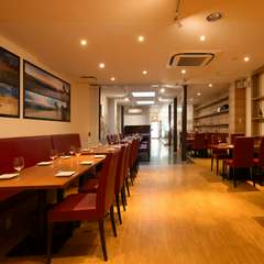 着席50名様から立食80名様までご利用可。