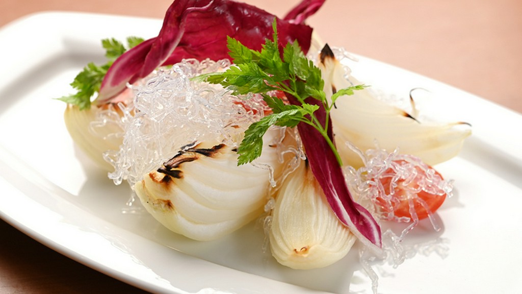 各種宴会でボリューム、内容共に充実した内容です。
90分飲み放題付きなので安心！しかも税込み価格！