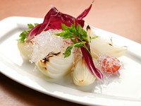 各種宴会でボリューム、内容共に充実した内容です。
90分飲み放題付きなので安心！しかも税込み価格！