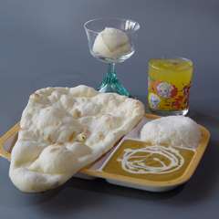 デートの時や親しい御友達と御一緒にお越し下さい　　　