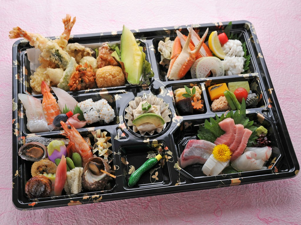 幕の内弁当　【5250円】