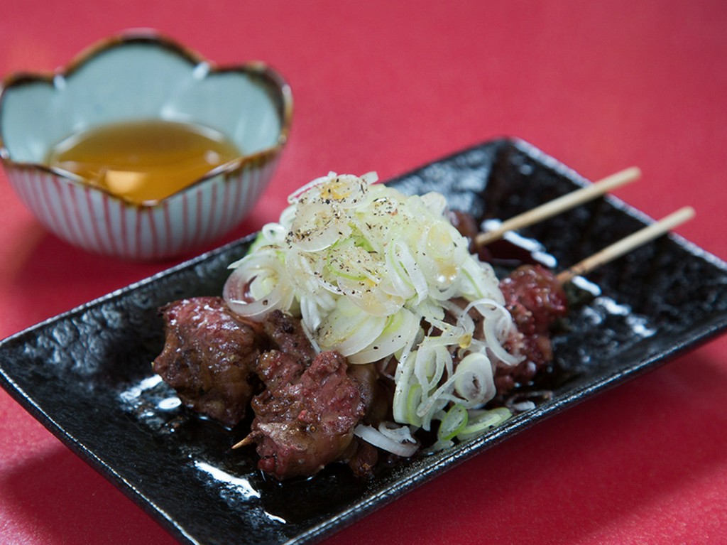 『ねぎたっぷりレバー』は、濃厚なレバーとネギが相性ぴったり！