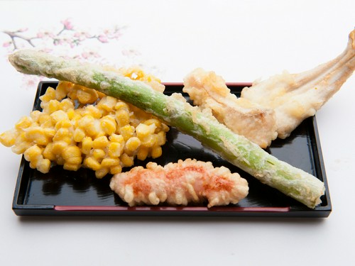 天ぷら　単品各種（各300円）