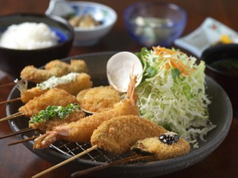 海鮮串定食（串8本）