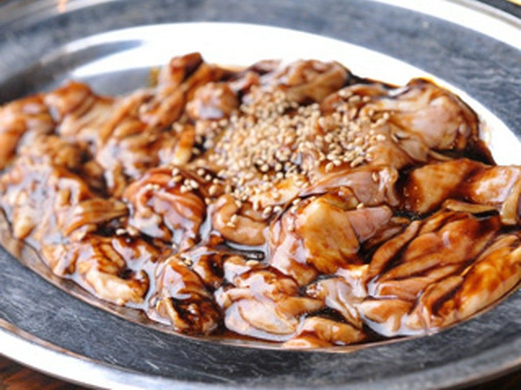 新鮮！　松坂豚のプリプリのホルモン（とんちゃん）