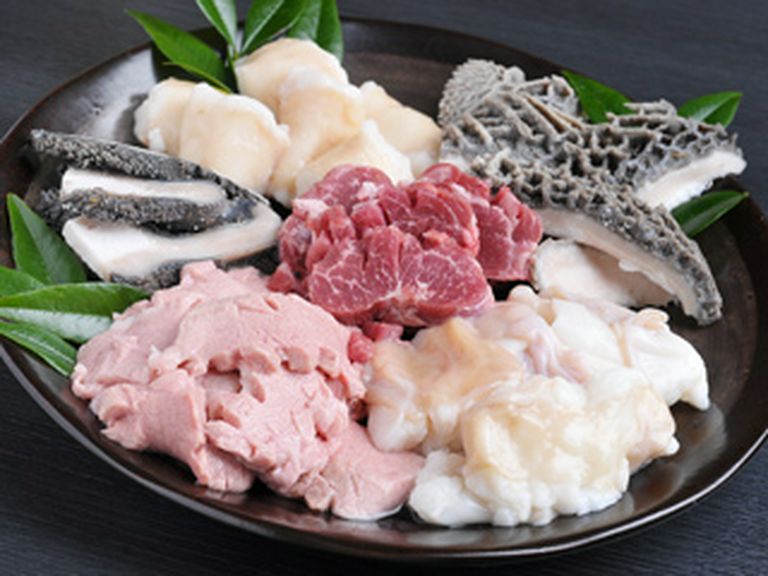 ホルモン各種。希少部位もございます。