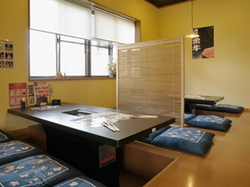 周りを気にせず食事が楽しめるのでご家族連れにもオススメ！