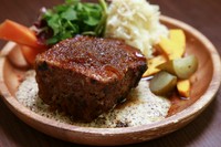 高知県四万十産米豚とレバーのドイツ風ミートローフ