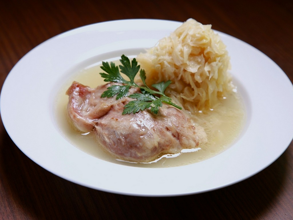 アイスバイン （※20分以上かかります。）