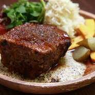 高知県四万十産　米豚とレバーのドイツ風ミートローフ