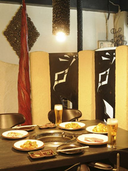 素材にこだわった本格焼肉をお楽しみください。