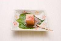 発酵した島豆腐の泡盛漬け